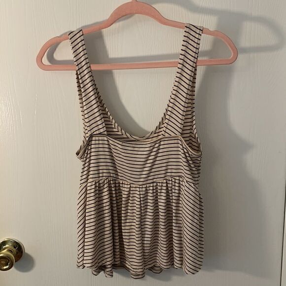 Brit & Bri NWT cream/black striped peplum tank top Size medium - Picture 3 of 6